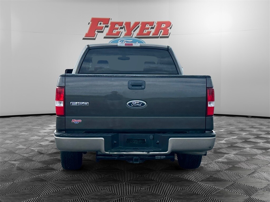 2005 Ford F-150 XLT photo 3