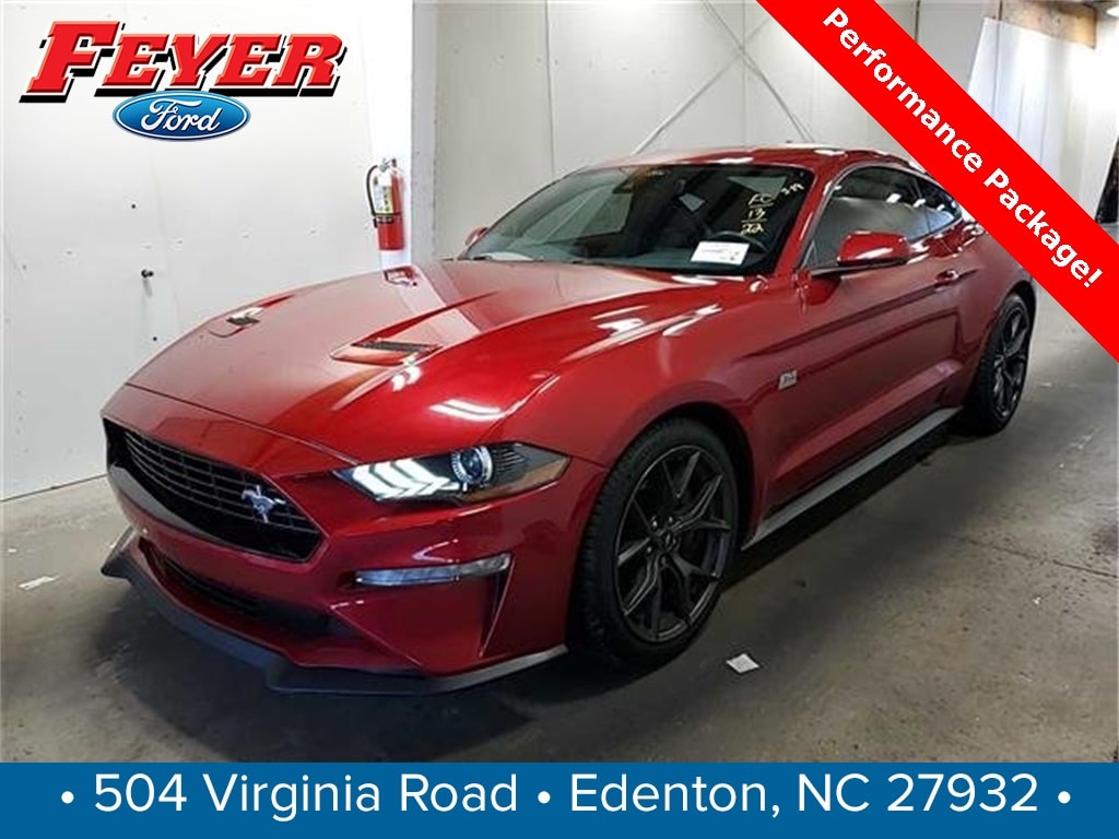 2022 Ford Mustang EcoBoost Premium's photo