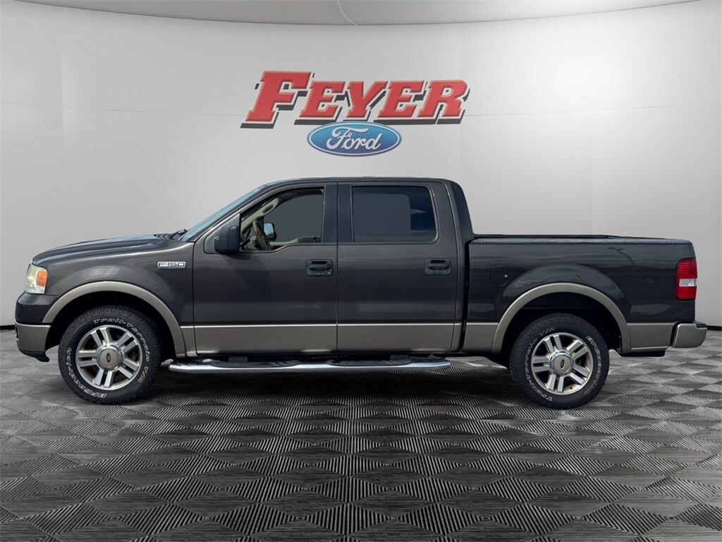 2005 Ford F-150 XLT photo 2