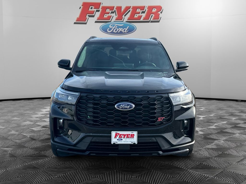 2026 Ford Explorer ST - Photo 2