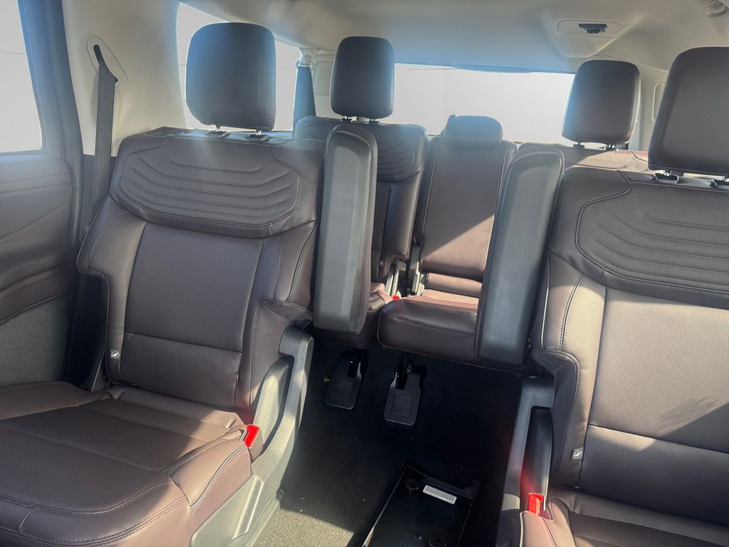 2026 Ford Expedition MAX Platinum - Photo 15