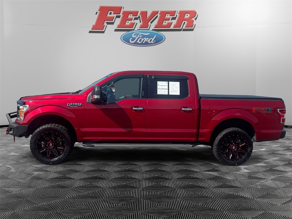 2020 Ford F-150 XLT photo 2