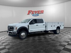2026 Ford Super Duty F-450 XL w/Knapheide Service Body Chassis