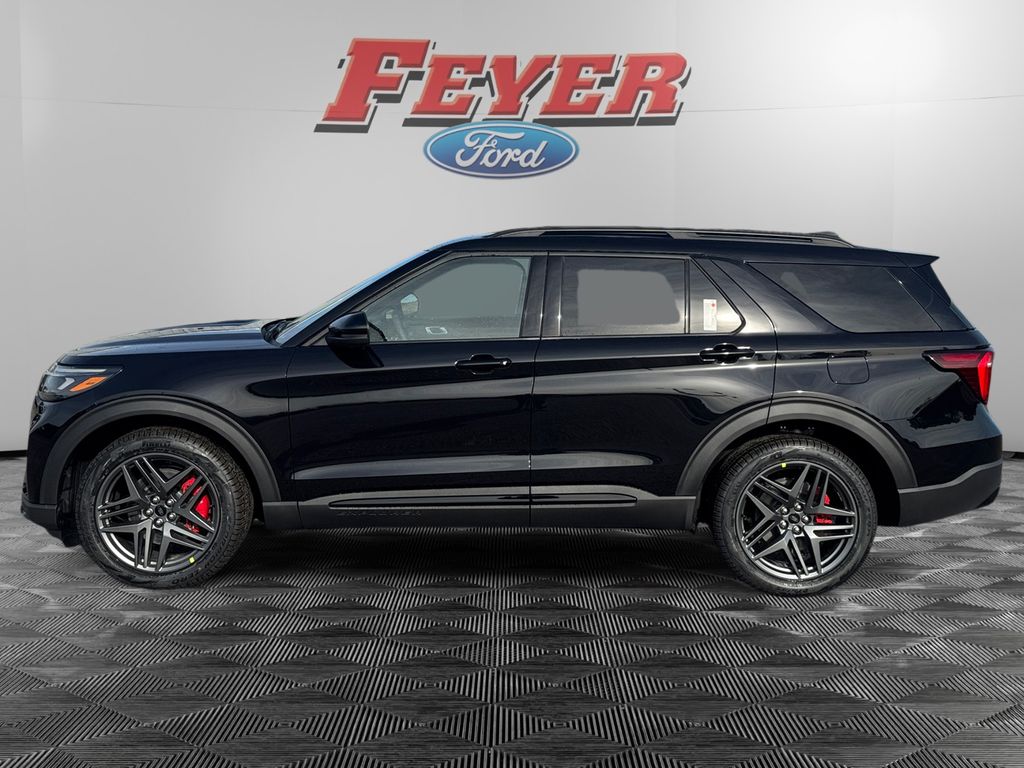 2026 Ford Explorer ST - Photo 4