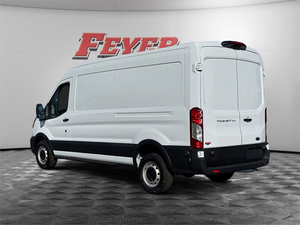 2025 Ford Transit photo 3