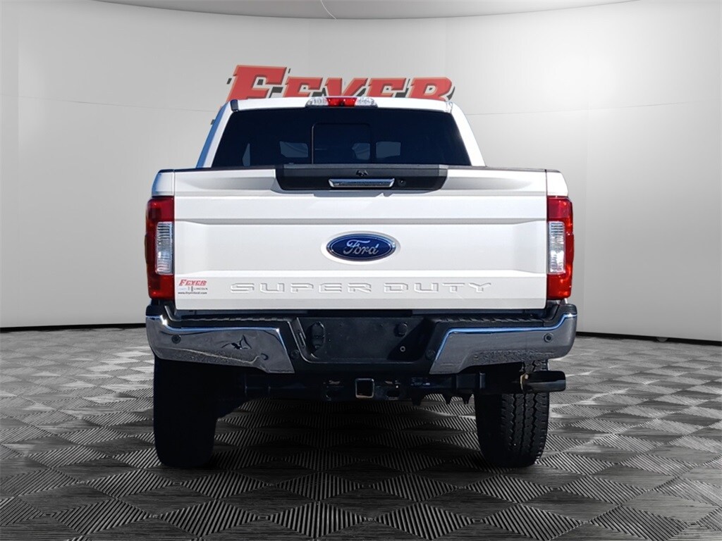 2019 Ford F-250 photo 2