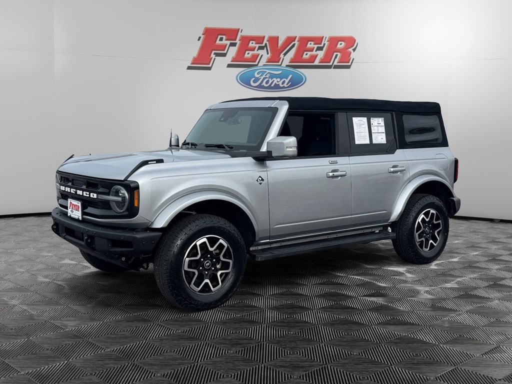 2022 Ford Bronco Outer Banks 4x4's photo