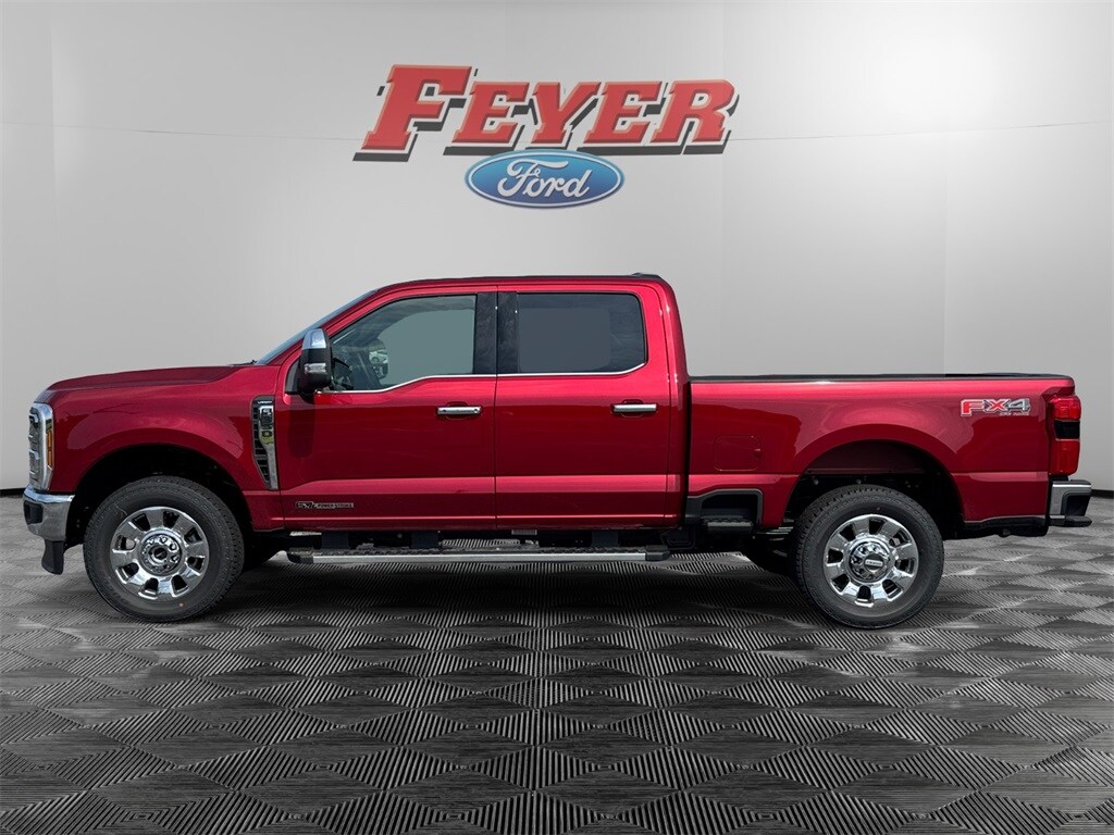 2025 Ford F-350 Lariat photo 4