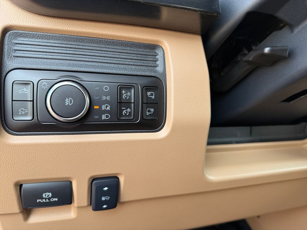 2026 Ford F-350 Super Duty Lariat - Photo 23