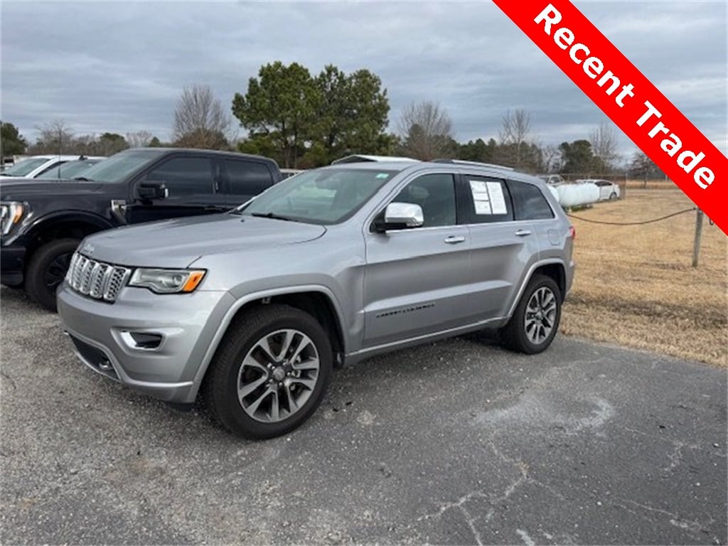 2018 Jeep Grand Cherokee Overland's photo