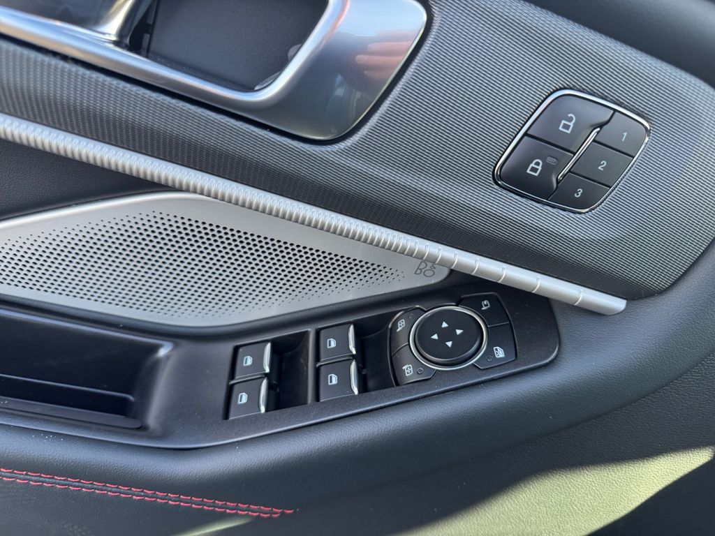 2026 Ford Explorer ST - Photo 19