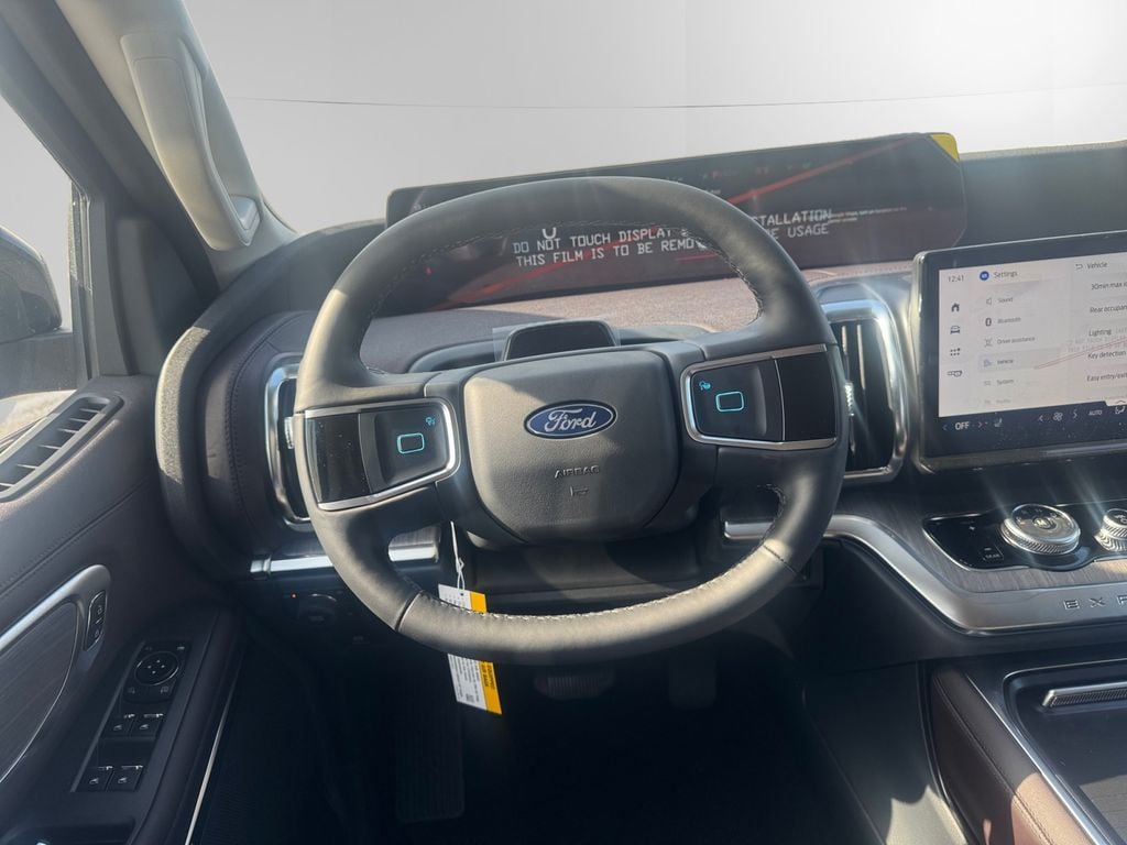 2026 Ford Expedition MAX Platinum - Photo 10