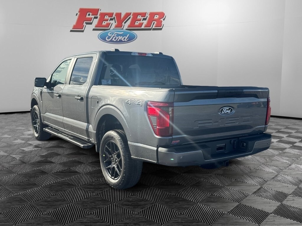 2025 Ford F-150 STX photo 3