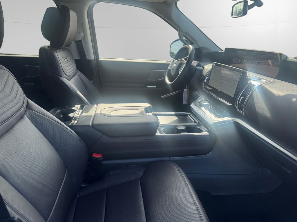 2026 Ford Expedition MAX Platinum - Photo 14
