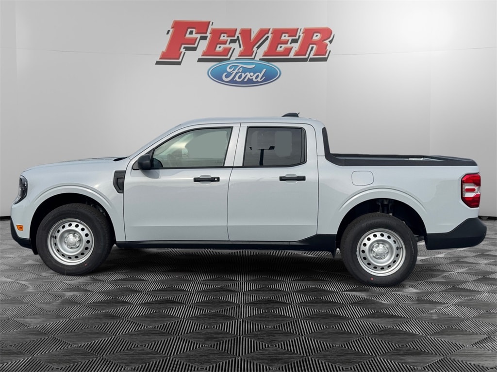 New 2025 Ford Maverick XL TRUCK