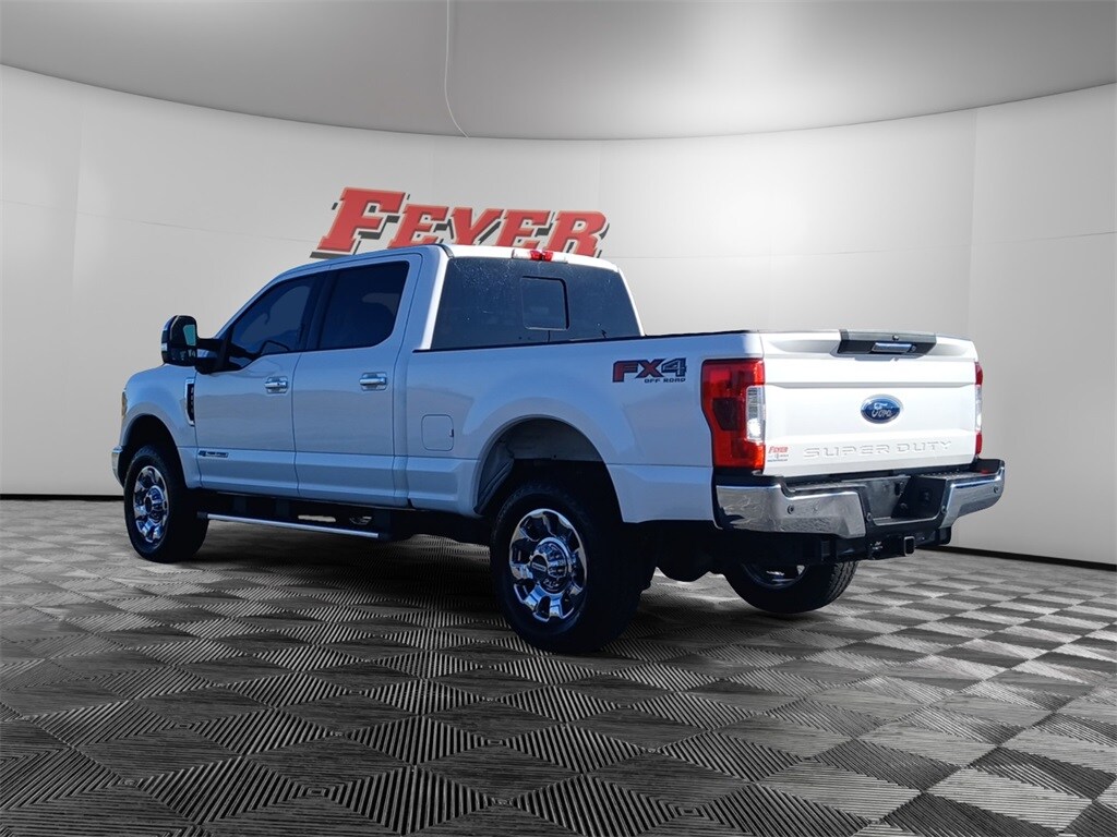 Used 2019 Ford F-250SD Lariat Truck