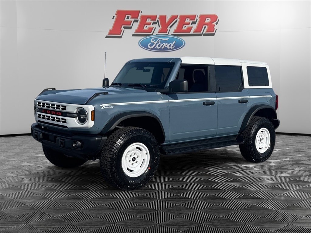 2025 Ford Bronco 4-Door Heritage Editon's photo