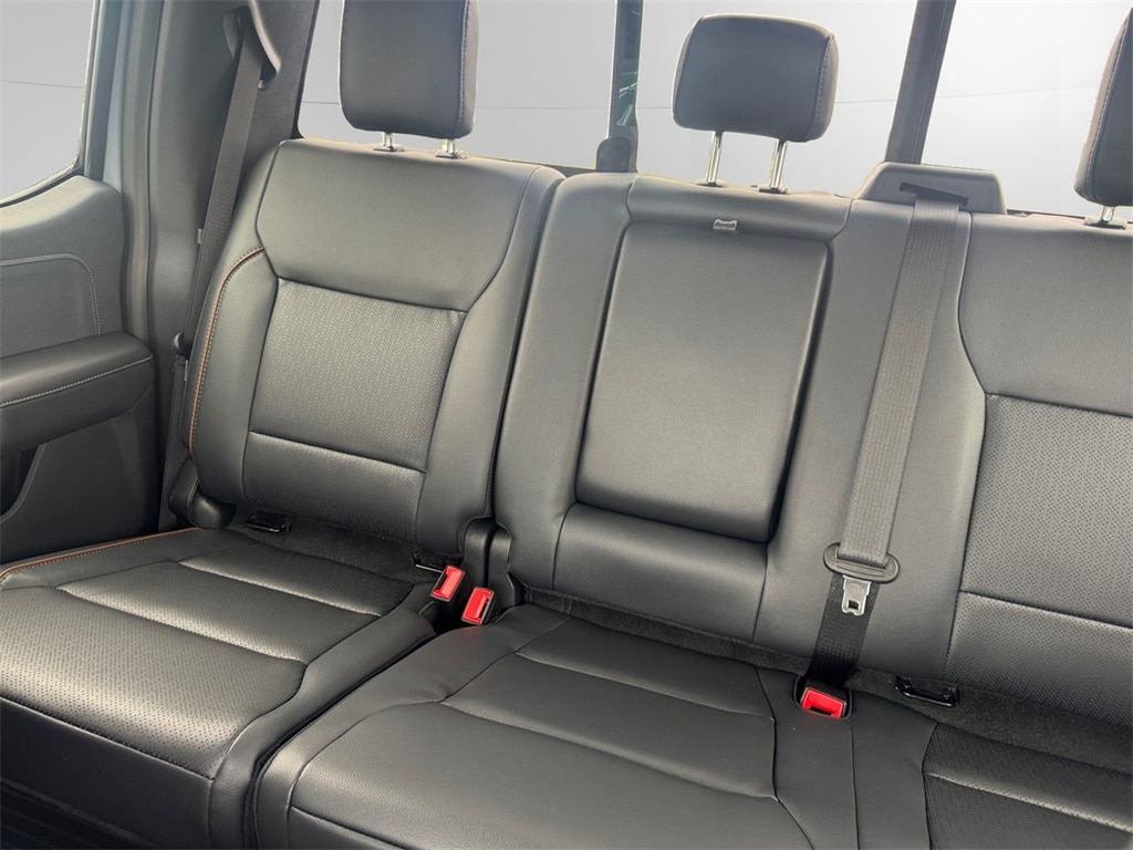 2026 Ford F-350 Super Duty Lariat - Photo 15
