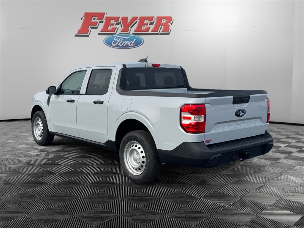 New 2025 Ford Maverick XL TRUCK