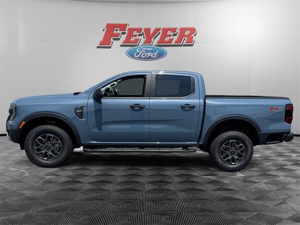2025 Ford Ranger XLT photo 2