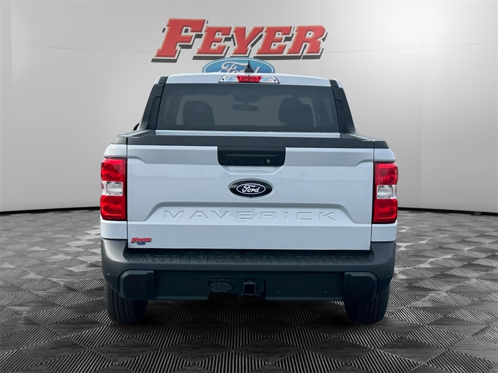 New 2025 Ford Maverick XL TRUCK