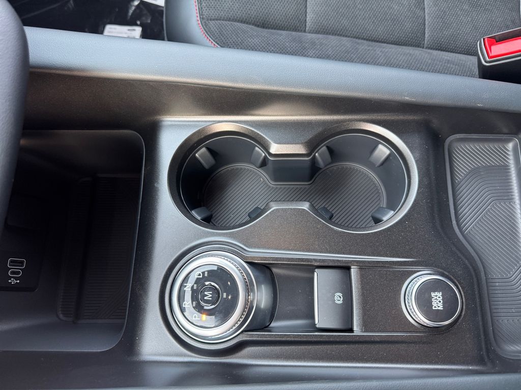 2026 Ford Explorer ST - Photo 24