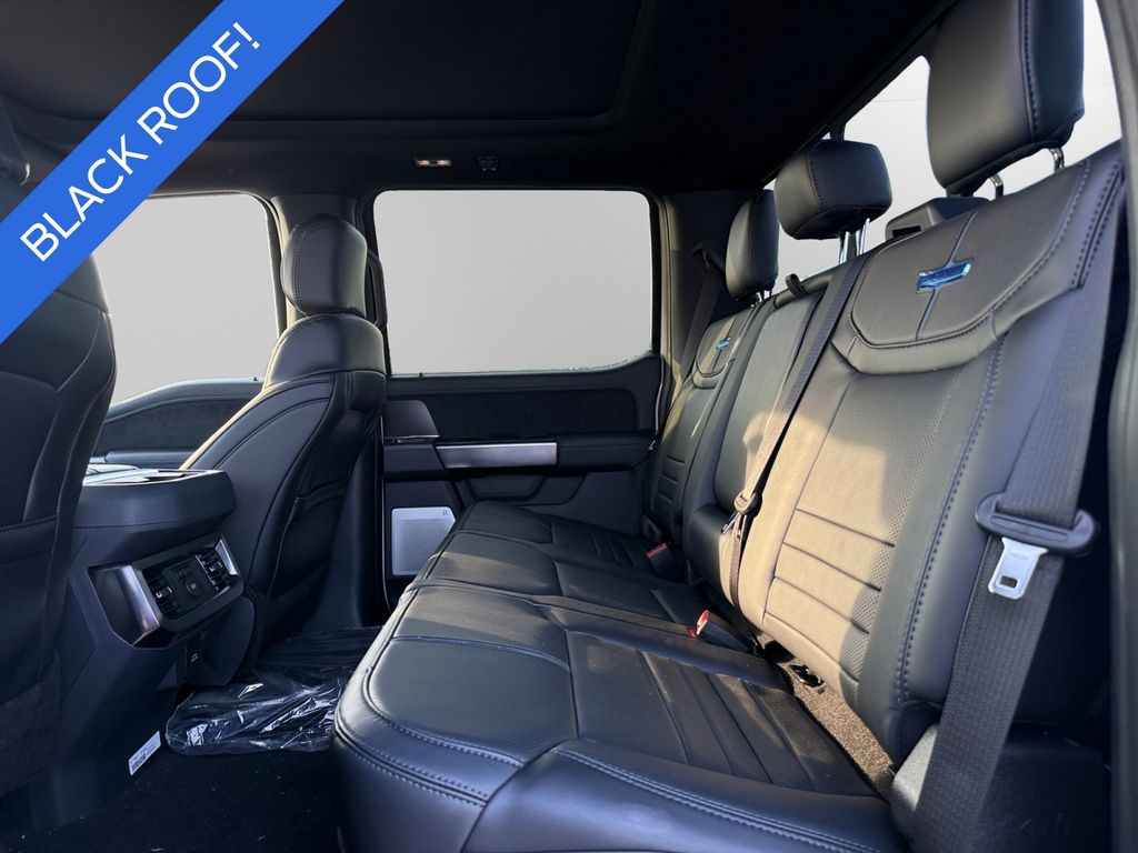 2026 Ford F-350 Super Duty Platinum - Photo 13