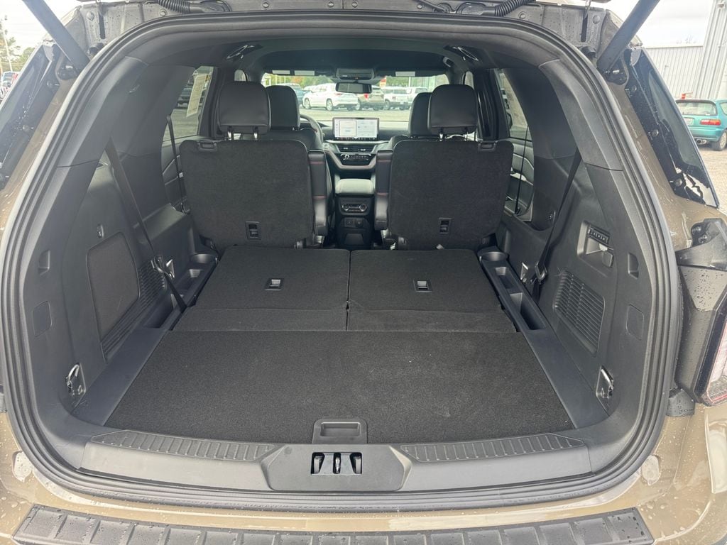 2026 Ford Explorer ST - Photo 19