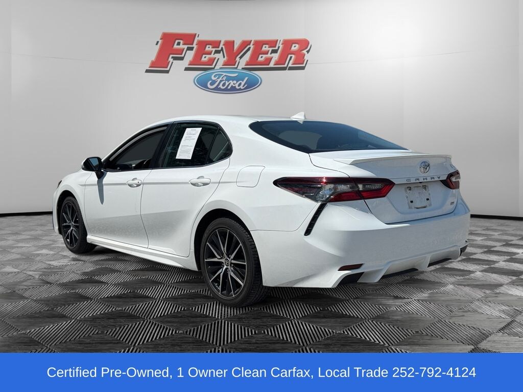 Used 2023 Toyota Camry SE Sedan