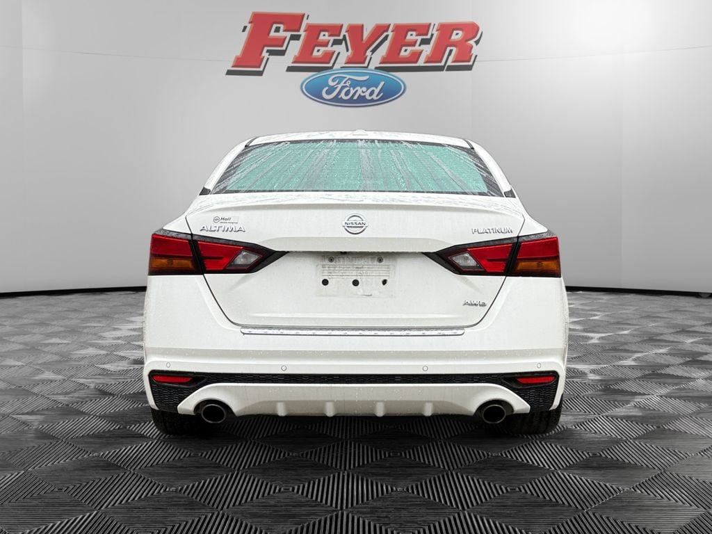 Used 2021 Nissan Altima 2.5 Platinum Sedan