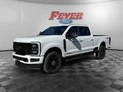 2026 Ford Super Duty F-350 Lariat Truck