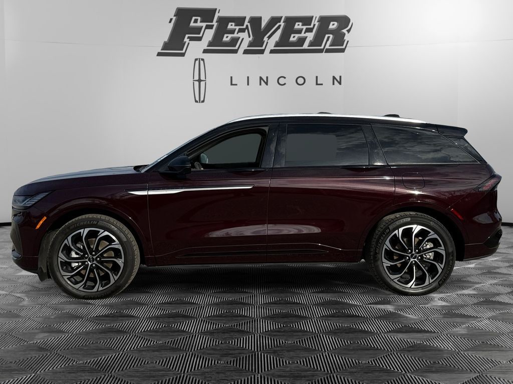 Used 2025 Lincoln Nautilus Reserve SUV