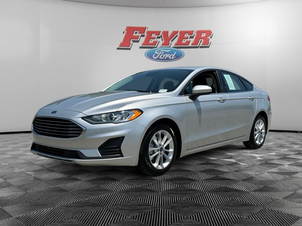 Used 2019 Ford Fusion SE Sedan