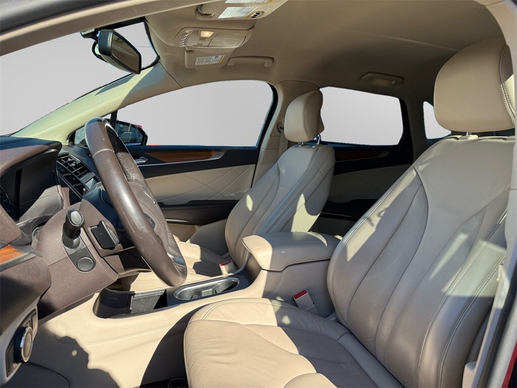 2019 Lincoln MKC Select photo 2