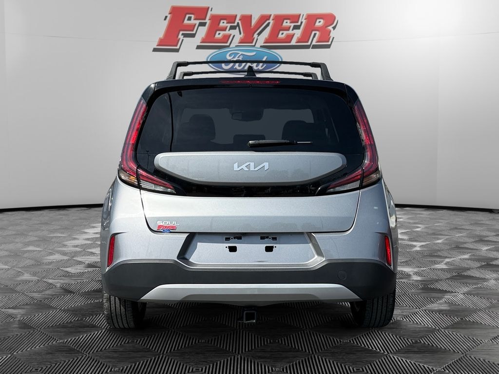 Used 2023 Kia Soul S Hatchback