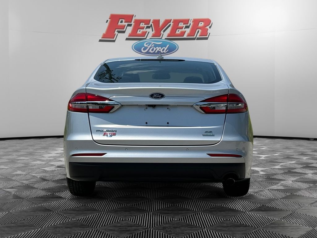 Used 2019 Ford Fusion SE Sedan