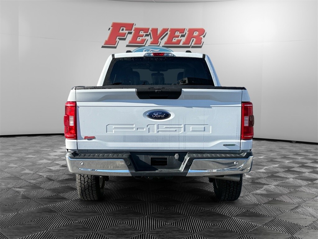 2023 Ford F-150 XLT photo 2