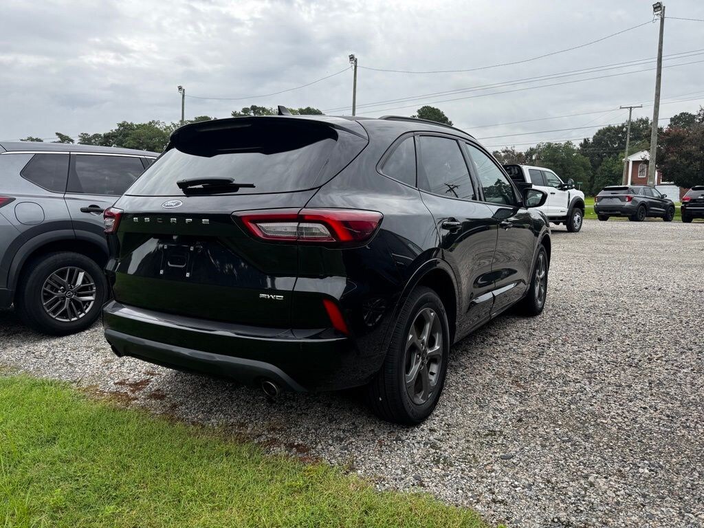 Used 2024 Ford Escape ST-Line SUV