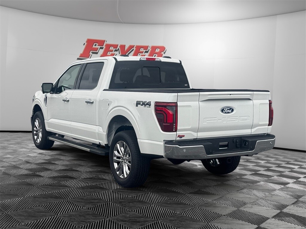 2025 Ford F-150 Lariat photo 3