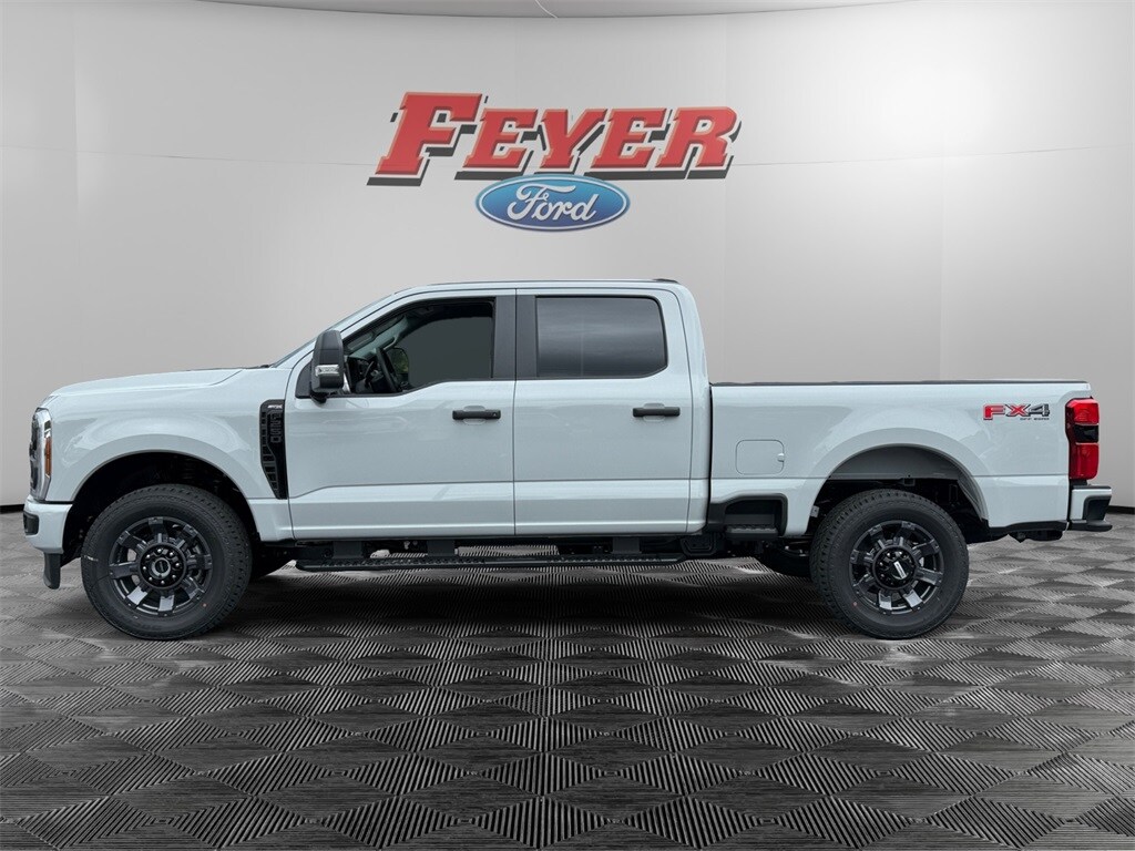 2026 Ford F-250 XL photo 4