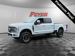 2026 Ford Super Duty F-350 Platinum Truck