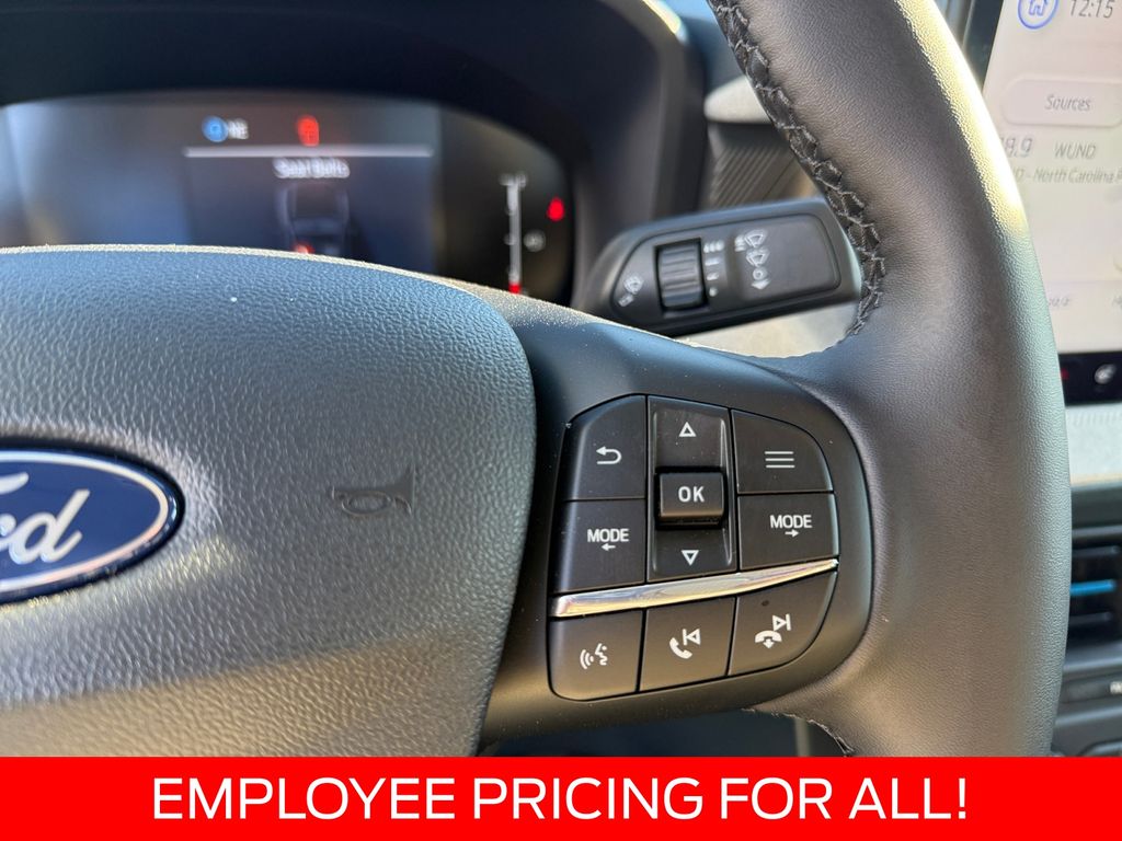 2025 Ford Maverick XLT - Photo 24