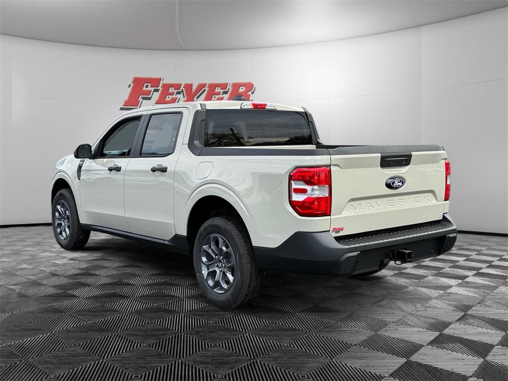 New 2025 Ford Maverick XLT Truck