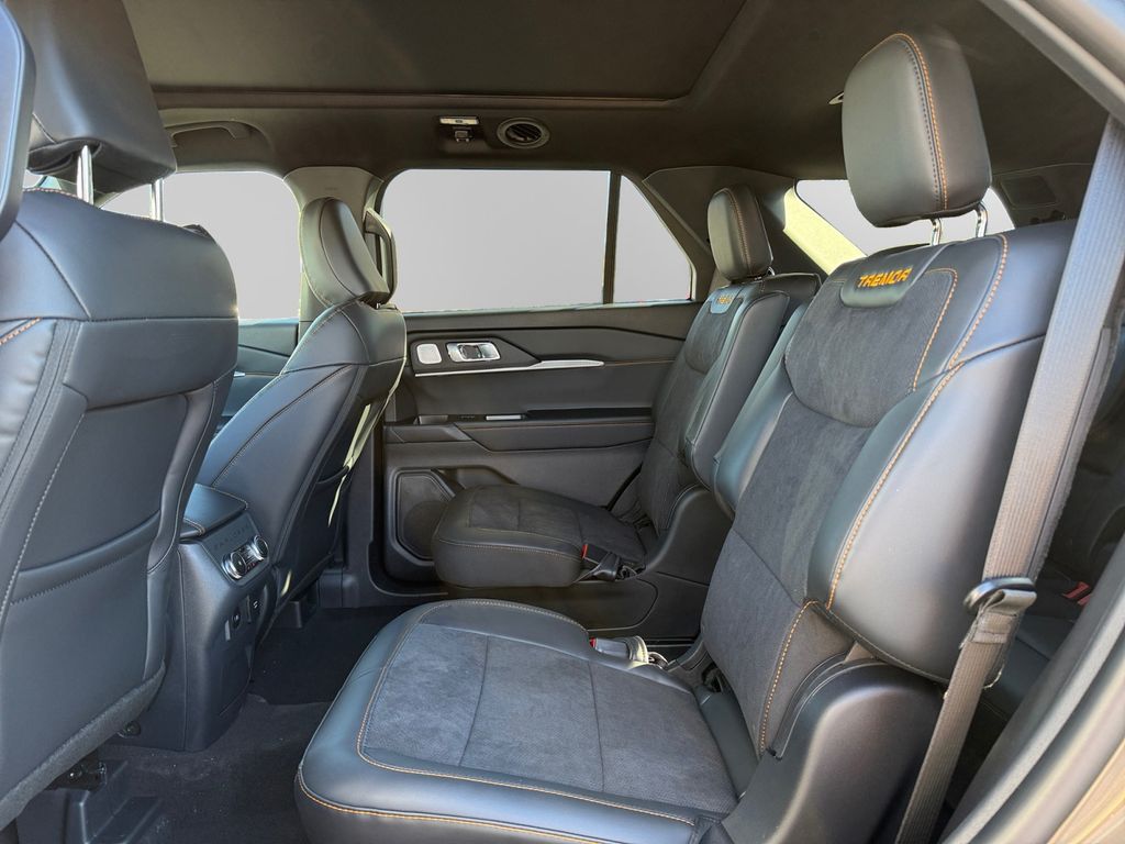 2026 Ford Explorer Tremor - Photo 15