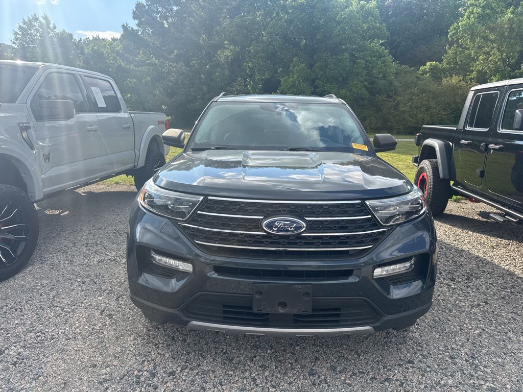 2022 Ford Explorer XLT RWD's photo