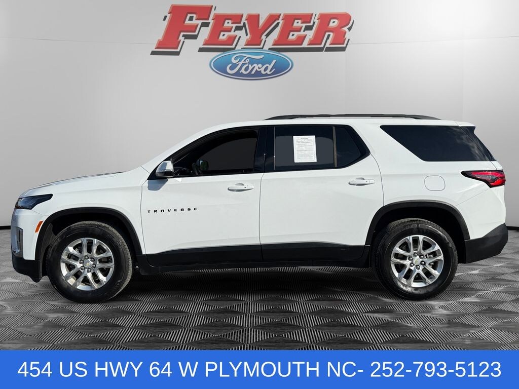 Used 2023 Chevrolet Traverse LT SUV