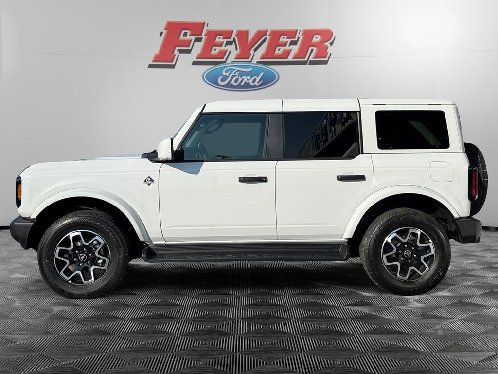 New 2026 Ford Bronco Outer Banks SUV