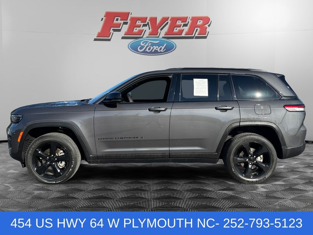 Used 2025 Jeep Grand Cherokee Altitude X SUV