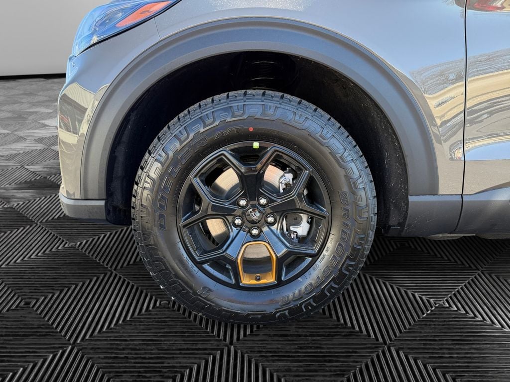 2026 Ford Explorer Tremor - Photo 9