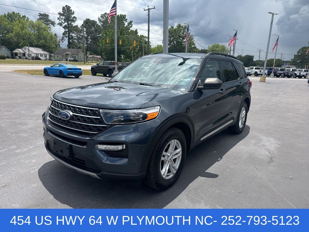 2022 Ford Explorer XLT RWD's photo